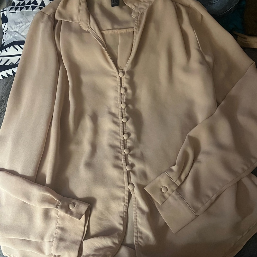 Elegant Cream Button-Up Blouse